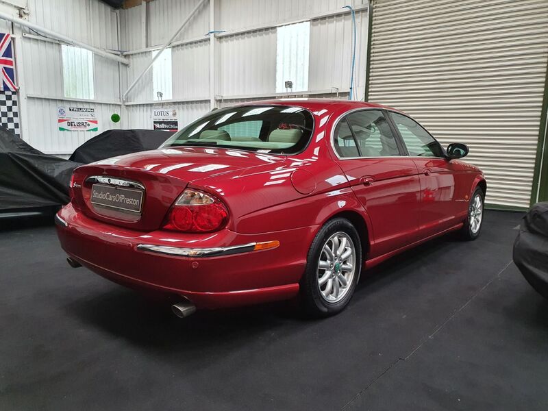 JAGUAR S-TYPE