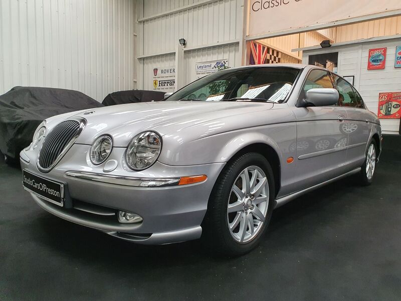 JAGUAR S-TYPE