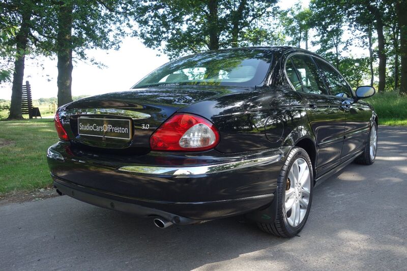 JAGUAR X-TYPE