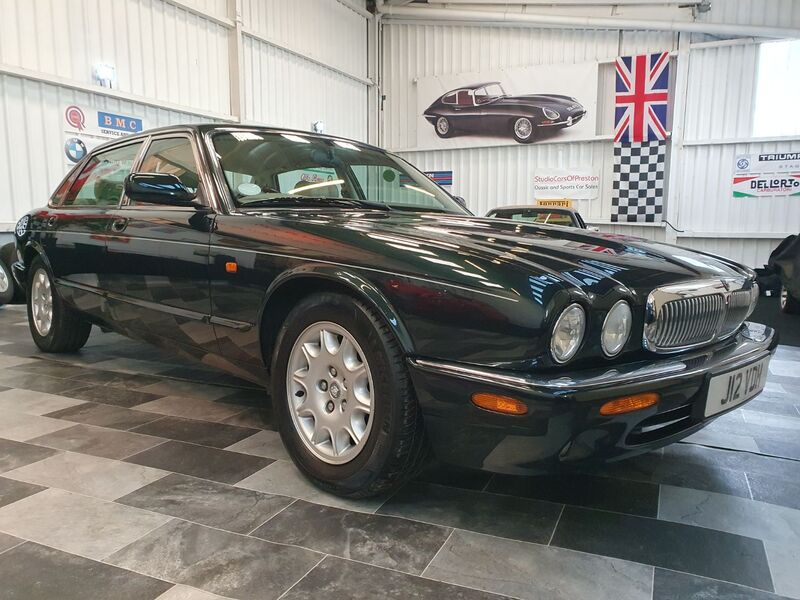 JAGUAR XJ